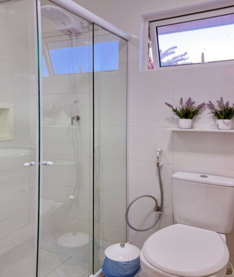 Flat 201- Primeiro andar com vista piscina