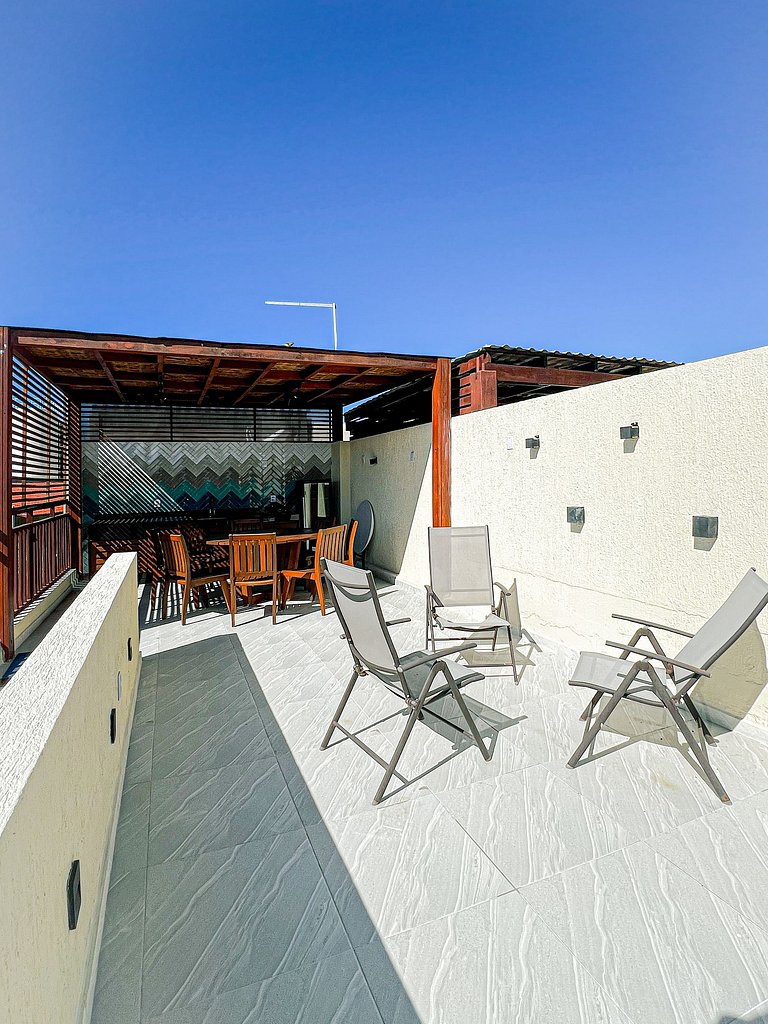 Triplex familia com 2 quartos e 3 banheiros