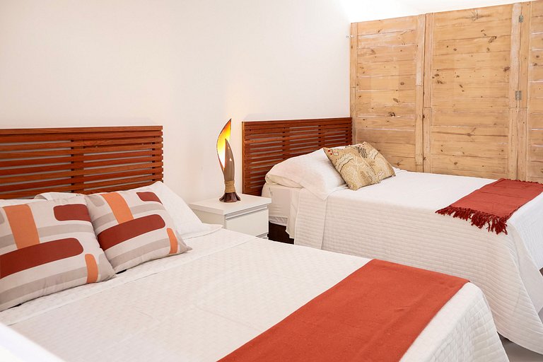 112- Apartamento térreo climatizado para familia