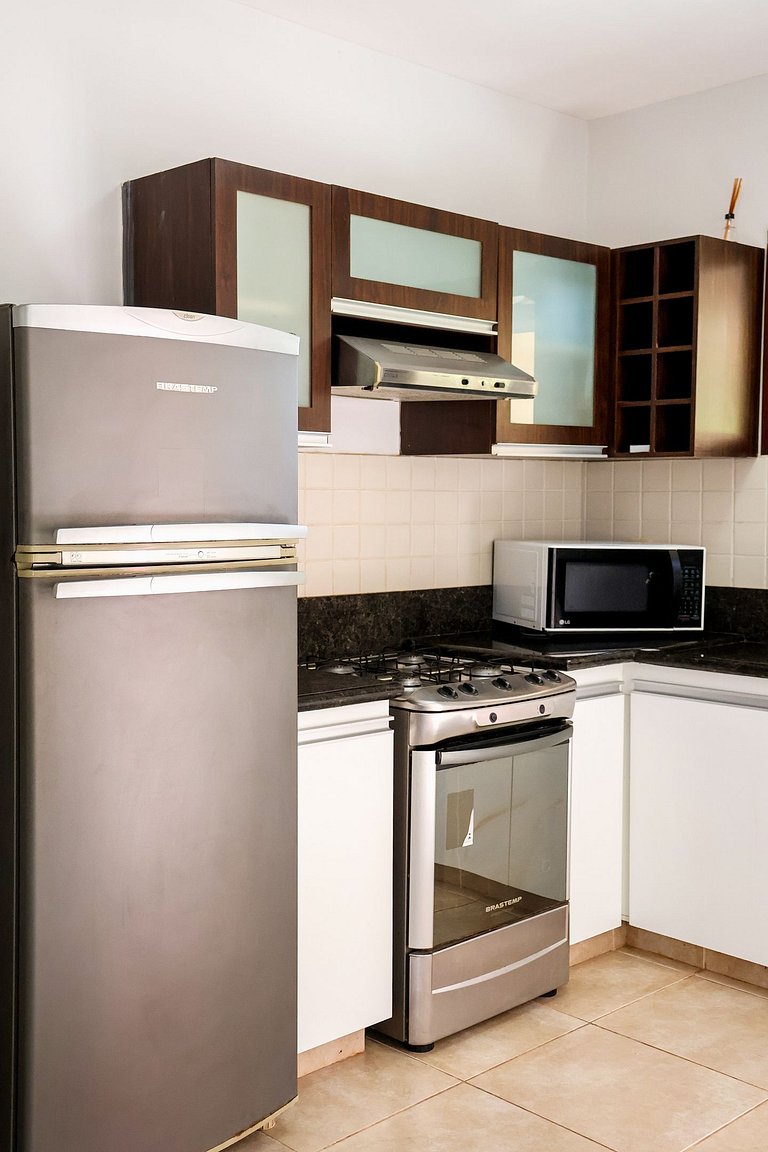 Apê c/ 2 quartos + jacuzzi e parquinho infantil