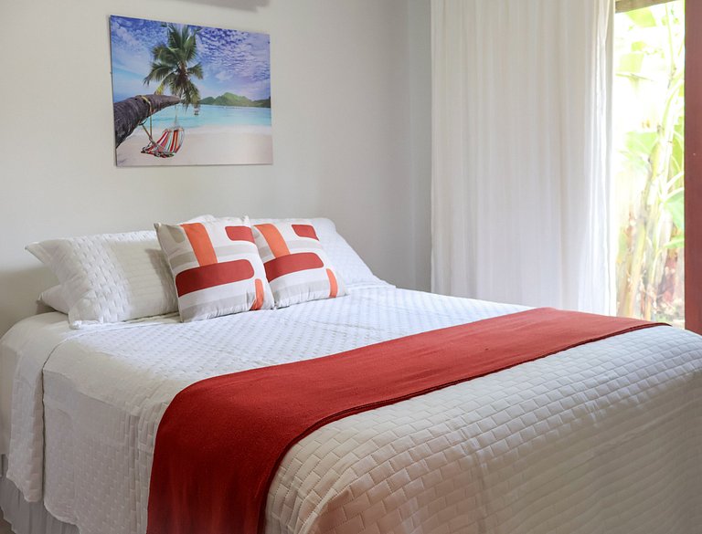 Apê c/ 2 quartos + jacuzzi e parquinho infantil