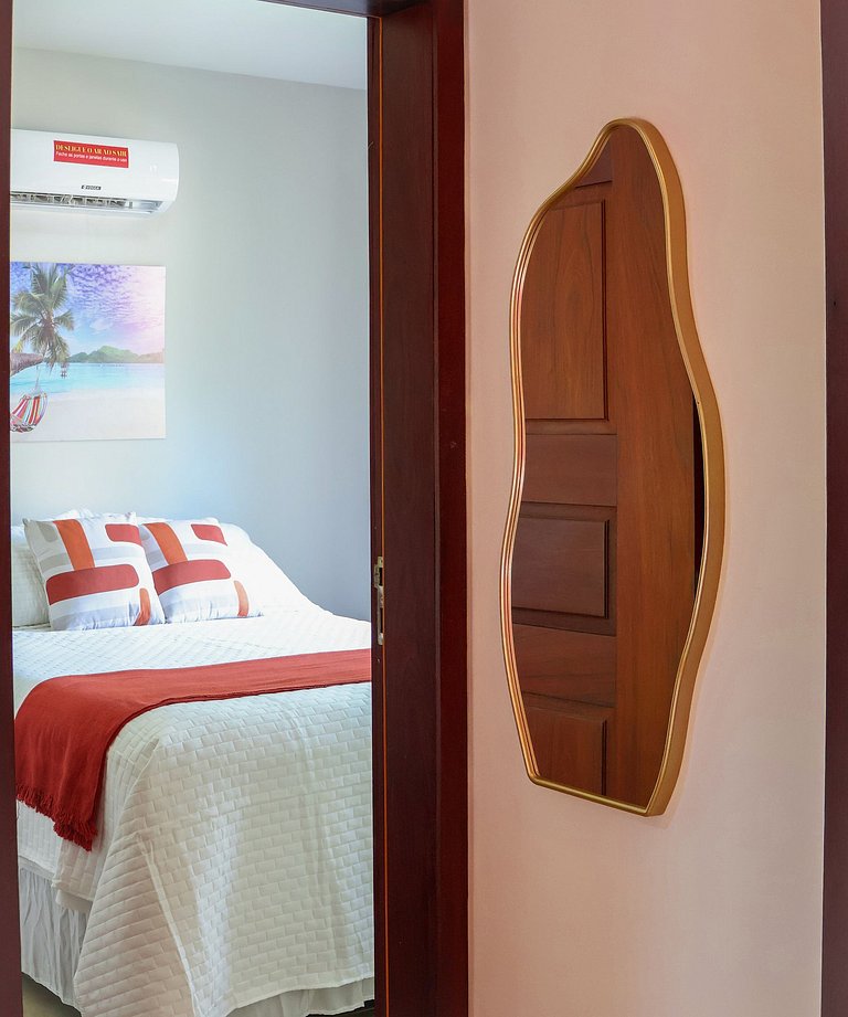 Apê c/ 2 quartos + jacuzzi e parquinho infantil
