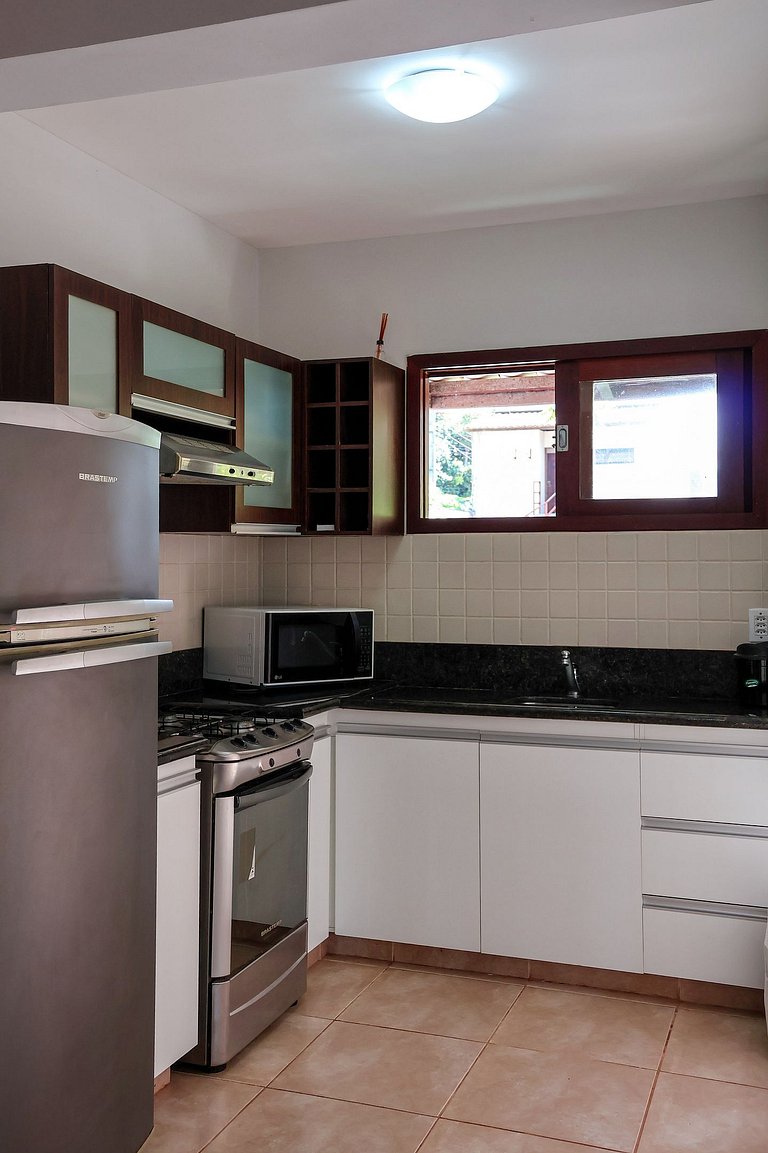A25- Apartment with 2 bedrooms, jacuzzi, and playground