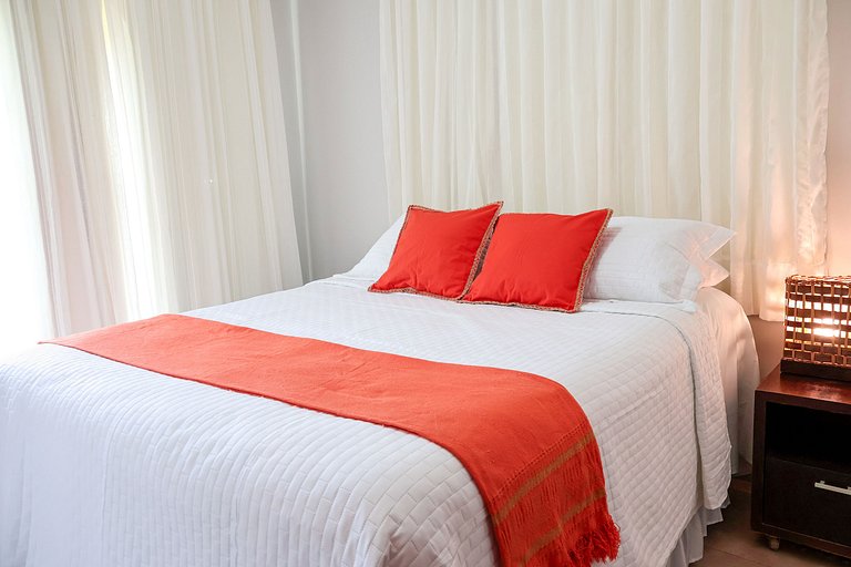 Apê c/ 2 quartos + jacuzzi e parquinho infantil