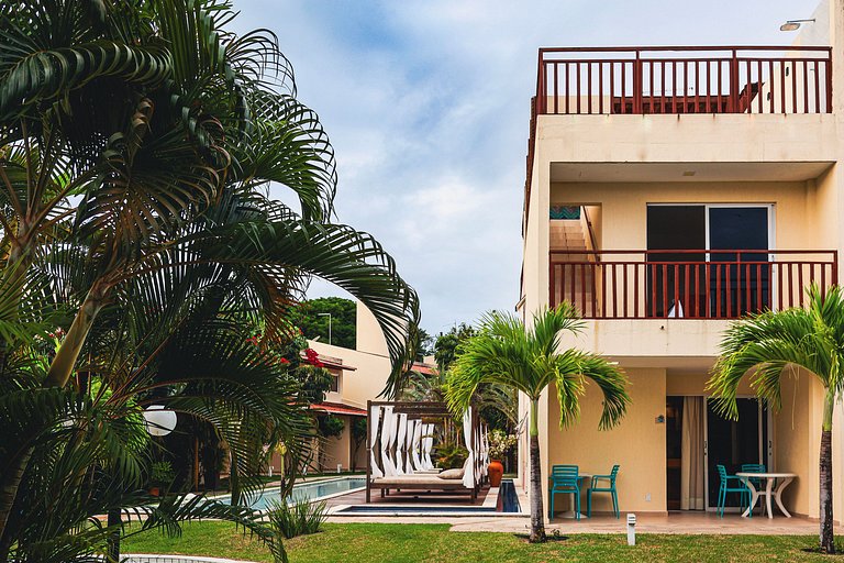 Triplex familia com 2 quartos e 3 banheiros