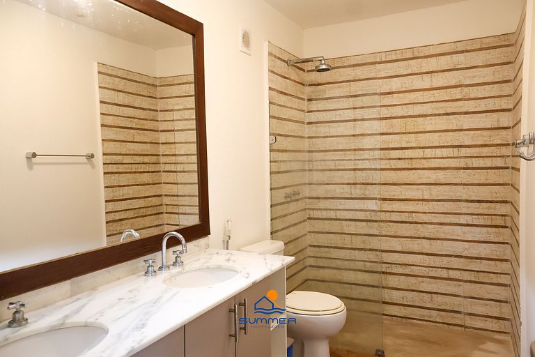A25-Casa en la entrada de la playa do amor con 2 suites