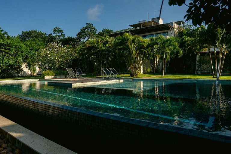 Casa acogedora en un complejo cerrado con piscina, a 50 metr