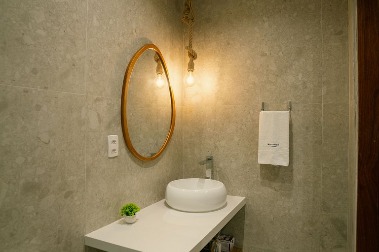 Casa charmosa, 50 metros da Praia do Amor