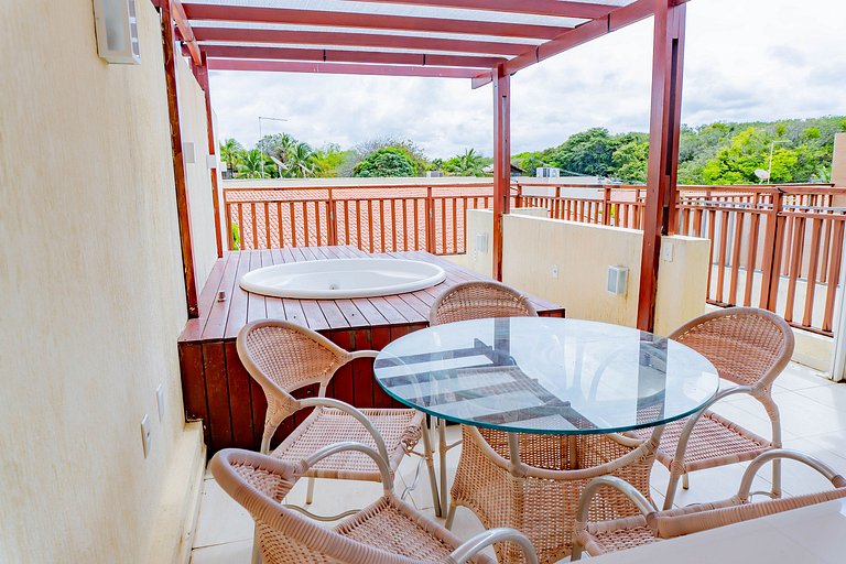 181 - Triplex Família com Jacuzzi privativa